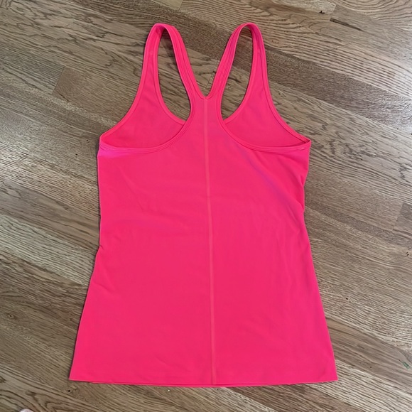 Under Armour Racerback Tank XS Neon Pink - Picture 3 of 5